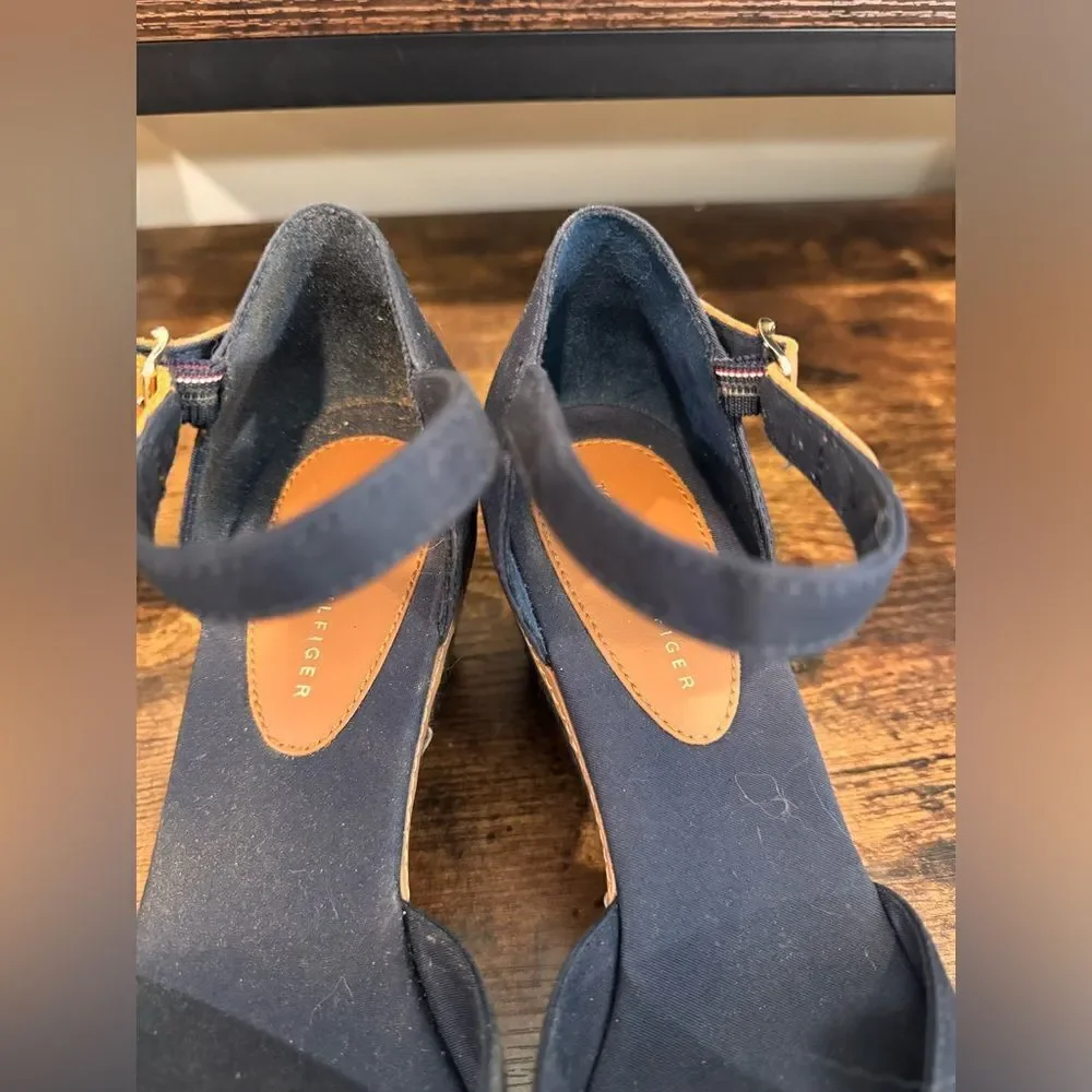 Tommy Hilfiger Women's Blue Wedge Sandals Size‎ 8.5